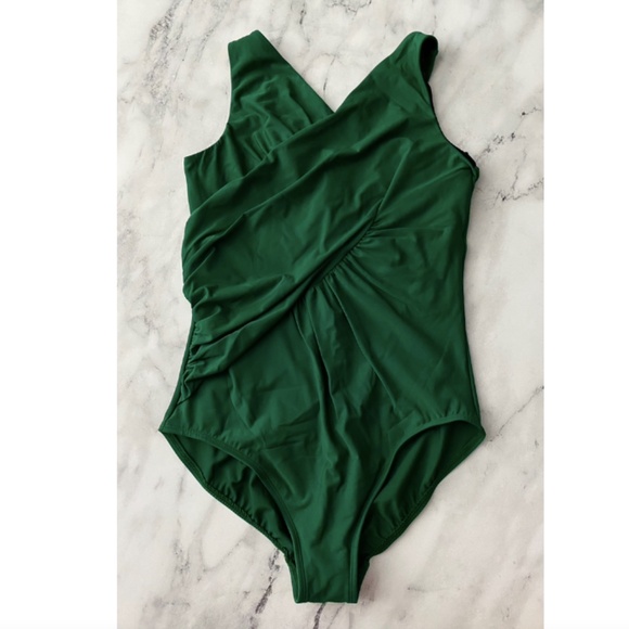 Miraclesuit New Slimming Malachite Green Tulia One Piece Swimsuit Swim Suit 14 - Picture 1 of 5